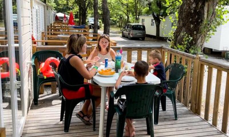 Camping Les Rives D'Auzon *** - - Lavilledieu - 39