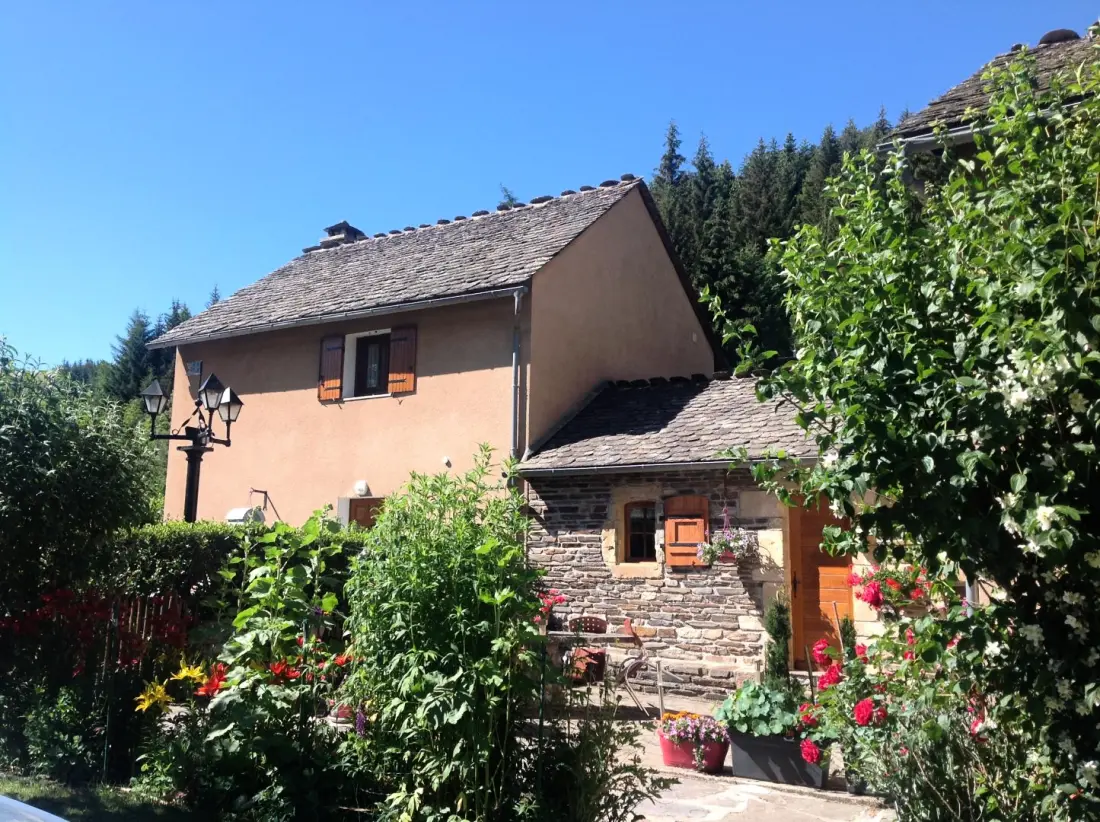 Gîte de France "le mas d'hillaire" 2 personnes à saint jean du bleymard 3 épis