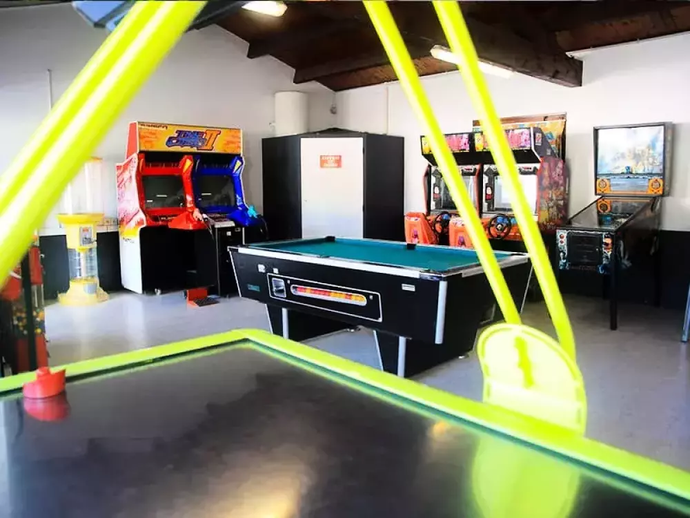 Camping Au Val de Loire en Ré 4 étoiles★★★★