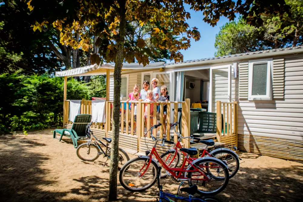 Camping LES VARENNES 4 étoiles★★★★