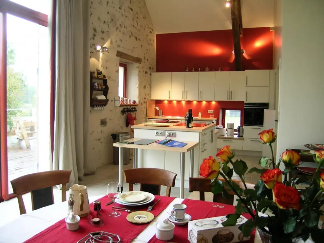 Maison de Vacances Le Brethon 4