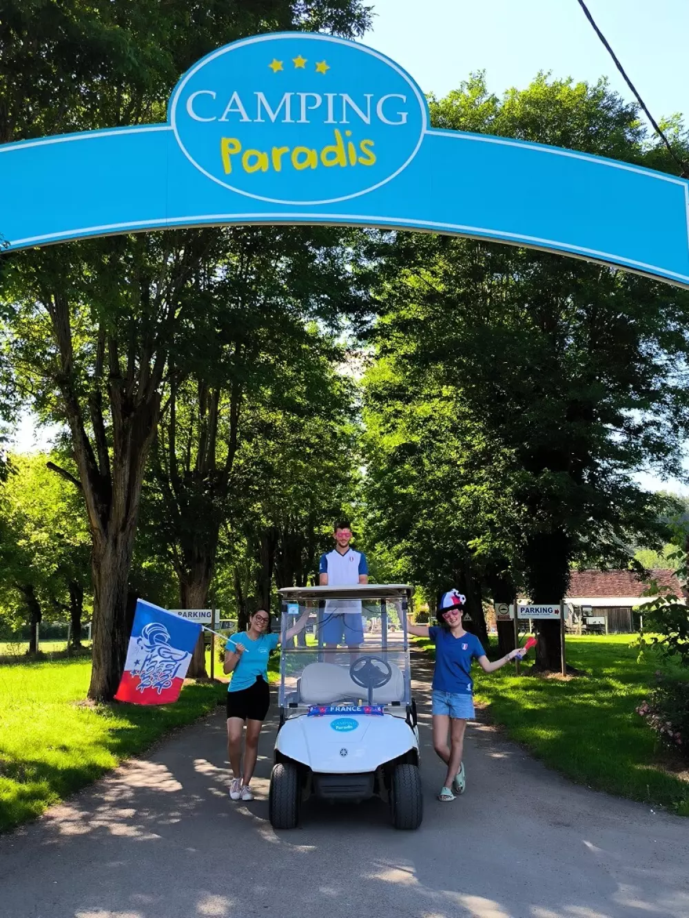 Camping Paradis Le Rocher de la Granelle 3 étoiles★★★