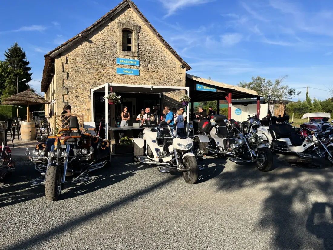 Camping Paradis Le Rocher de la Granelle 3 étoiles★★★