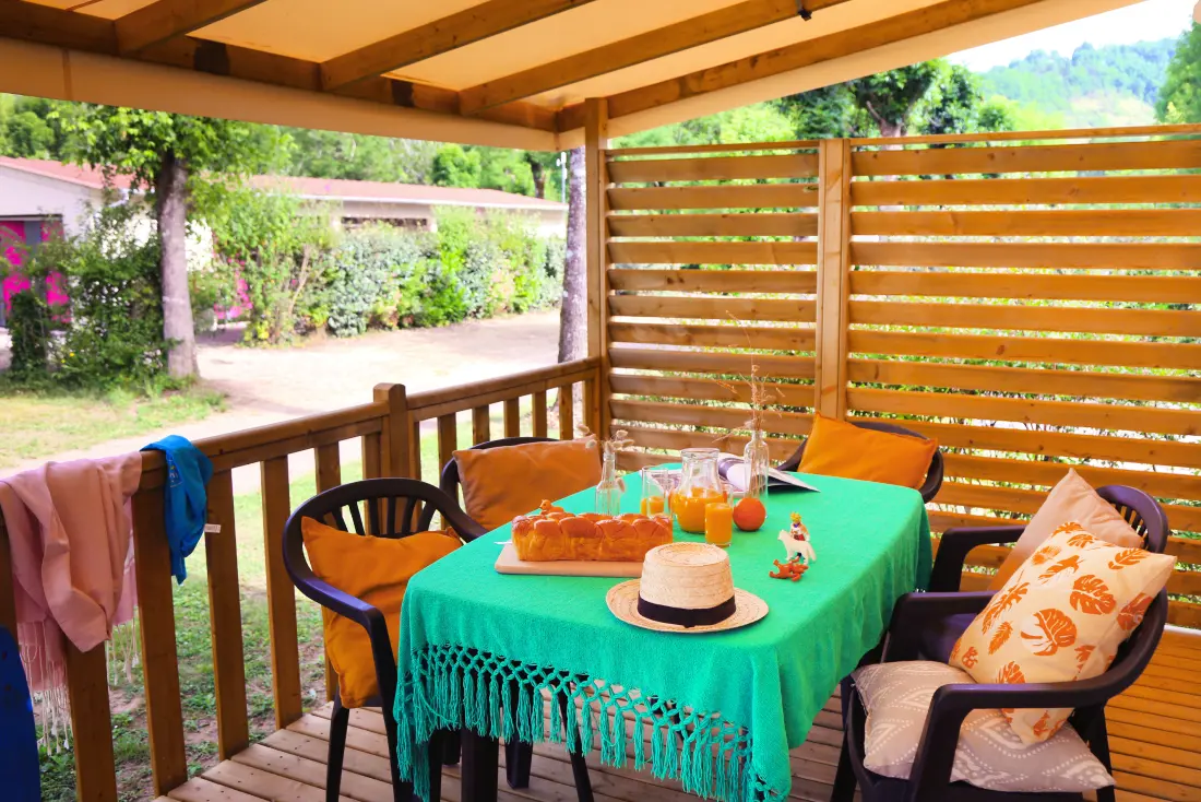 Camping Paradis Le Rocher de la Granelle 3 étoiles★★★