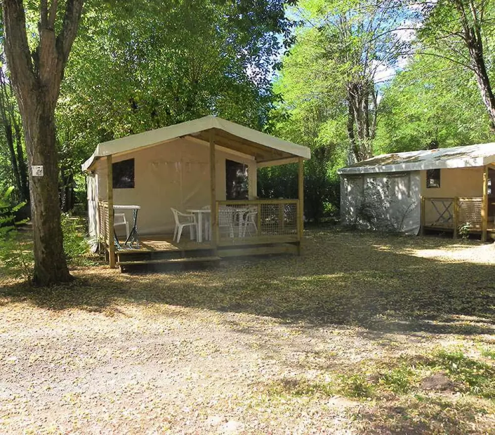 Camping Paradis Le Rocher de la Granelle 3 étoiles★★★