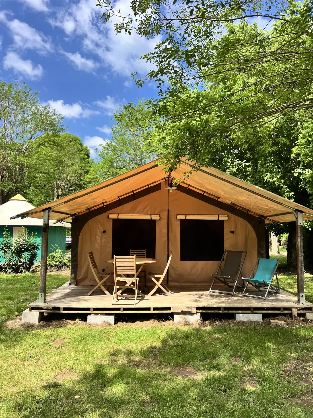 Camping Paradis Le Rocher de la Granelle 3 étoiles★★★