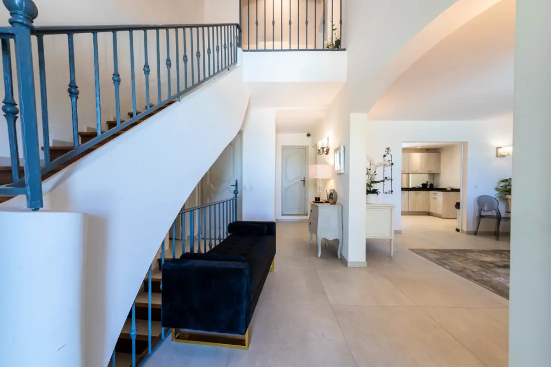 Résidence Villa 210m² Avec Piscine - Mougins
