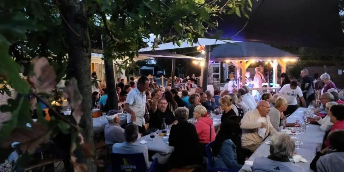 Flower Camping Le Petit Paris 4 étoiles★★★★