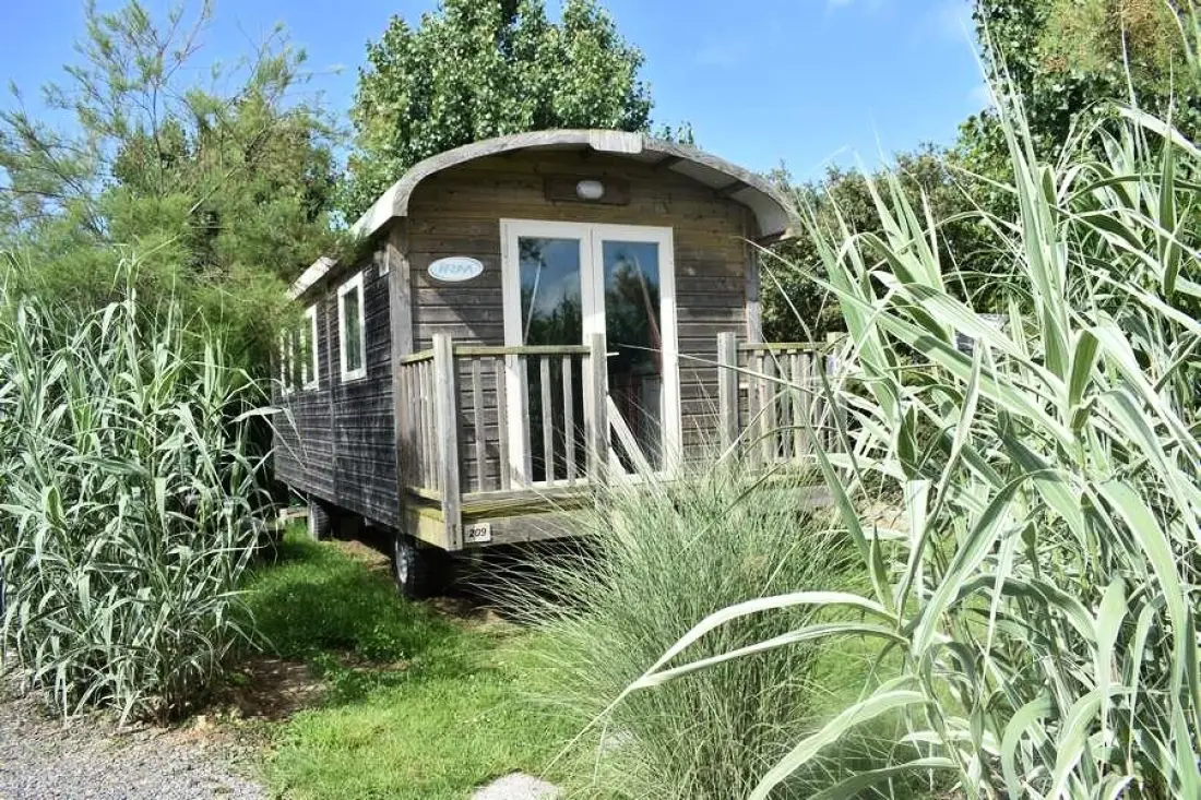 Flower Camping Le Petit Paris 4 étoiles★★★★