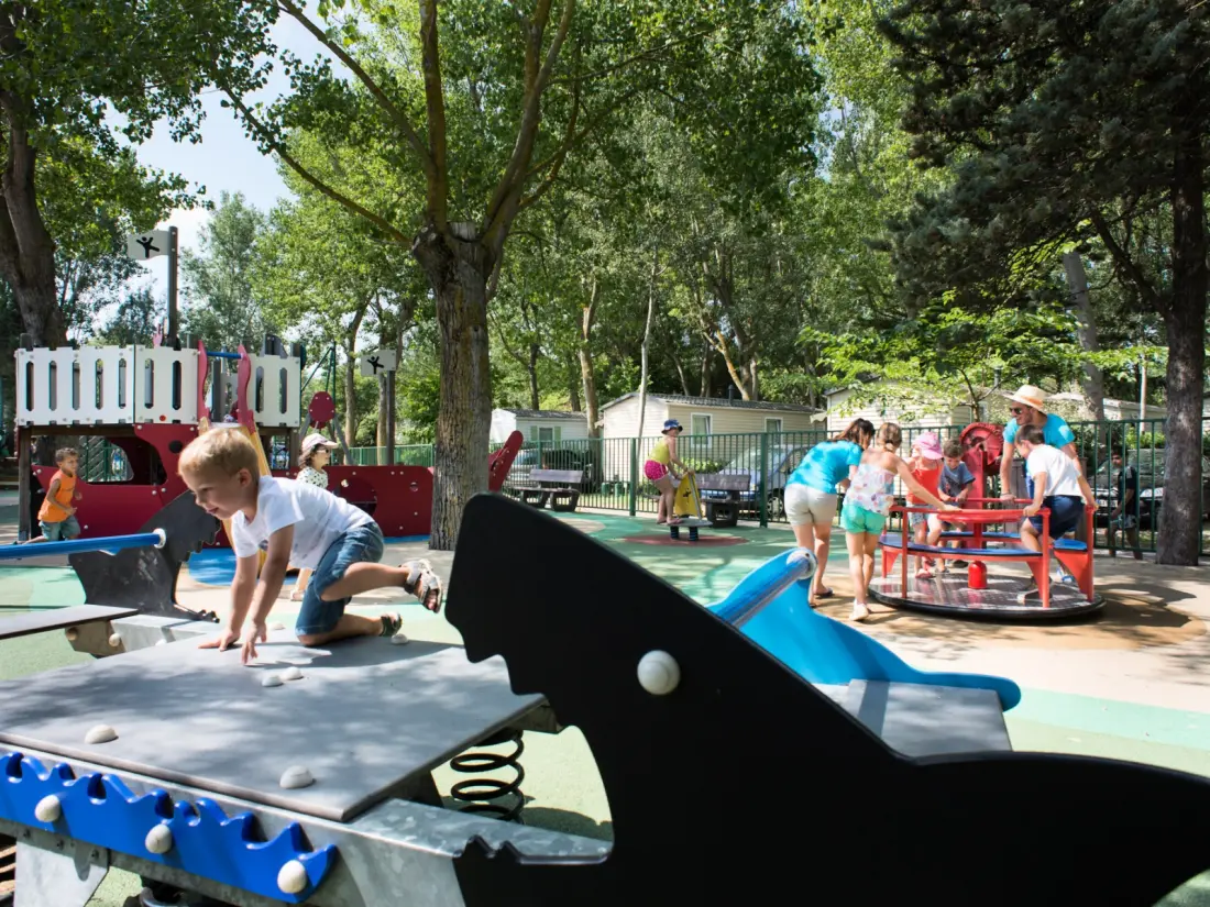 Camping Abri de Camargue 4 étoiles★★★★