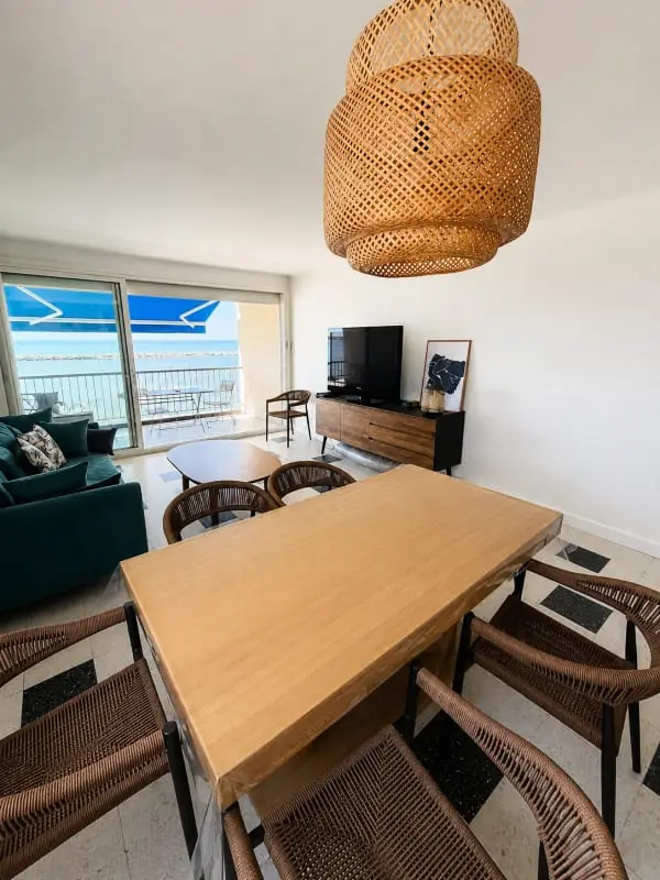Résidence Royal – Appartement D'exception En Première Ligne Face à La Mer