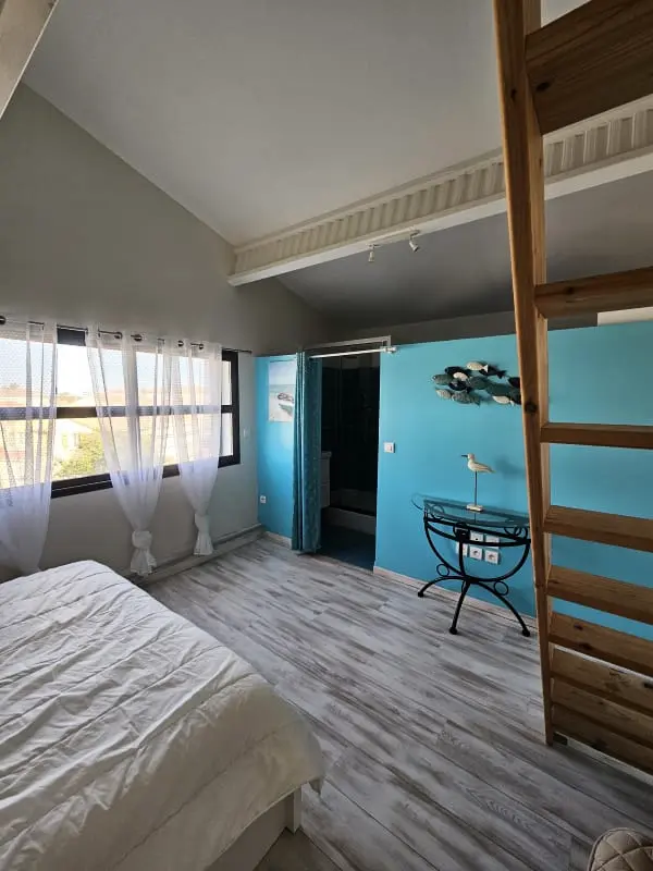 Résidence 🏰villa Camarguaise : Entre Plage Et Centre Ville Avec Bassin Extérieur