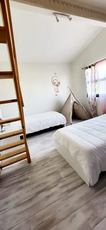 Résidence 🏰villa Camarguaise : Entre Plage Et Centre Ville Avec Bassin Extérieur