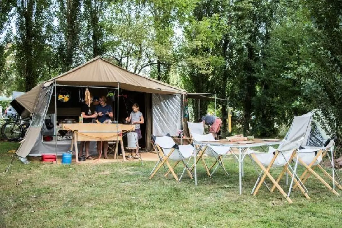 Camping Les Tournesols 3 étoiles★★★