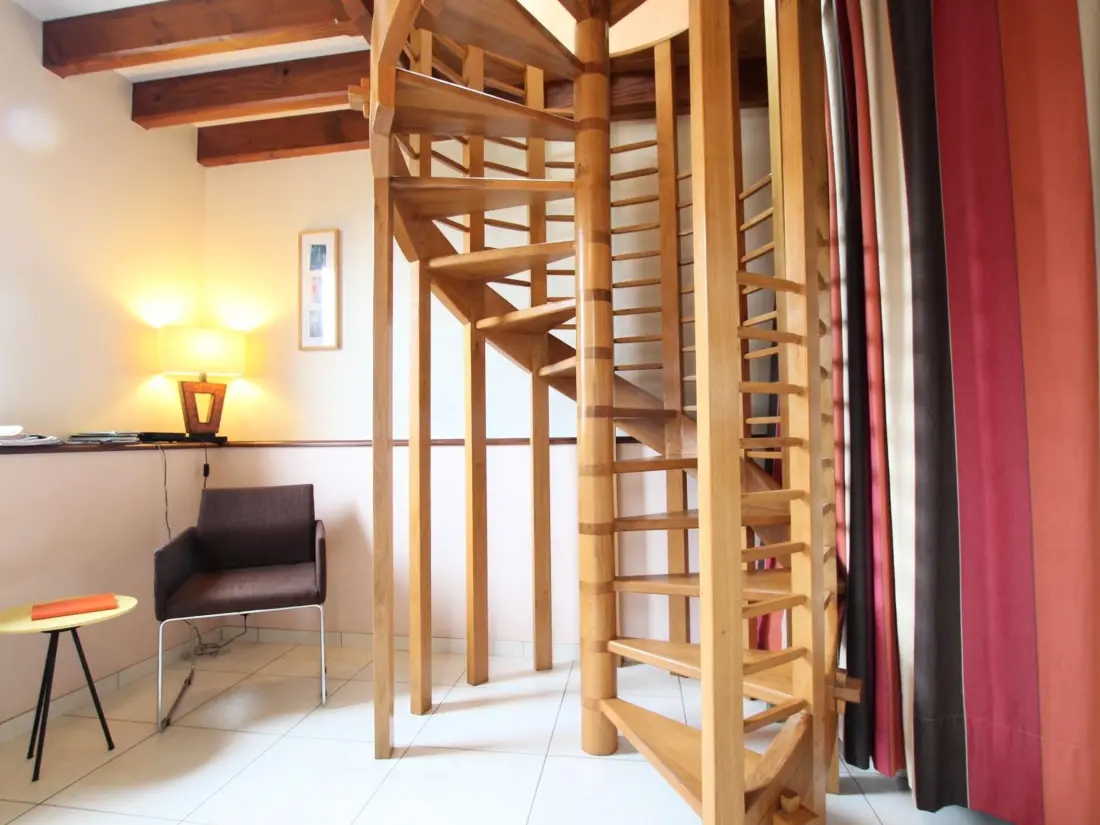 Maison de Vacances Les Chambres-Le Grippon 2