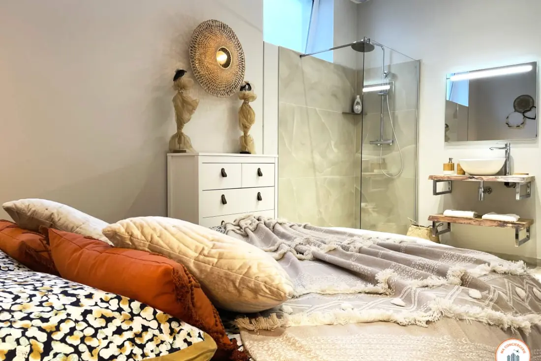 ⚪the Pearl - Jacuzzi Spa, Vidéoprojecteur, Patio, Parking