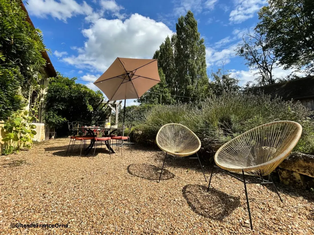 Maison de Vacances Le Pin-la-Garenne 2