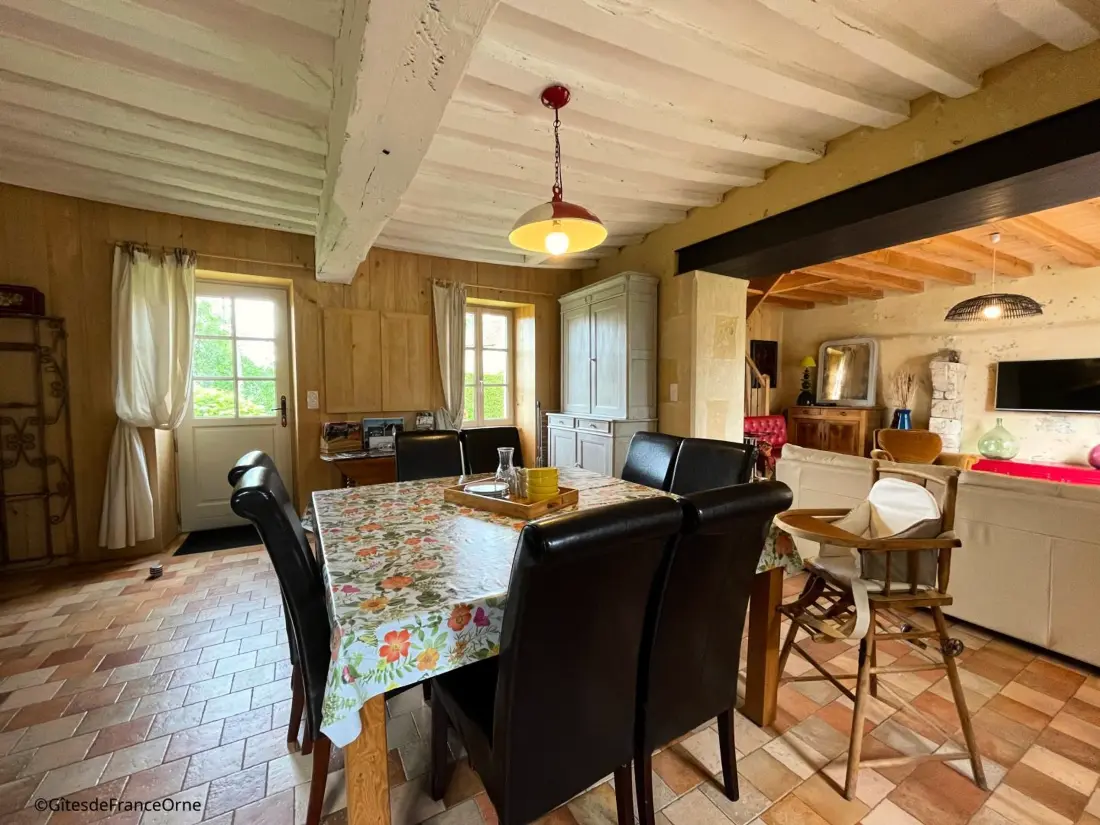Maison de Vacances Le Pin-la-Garenne 2