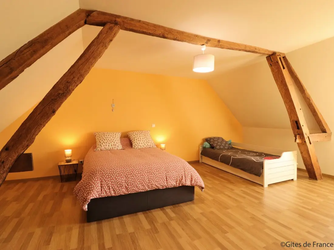 Maison de Vacances Le Pin-la-Garenne 4