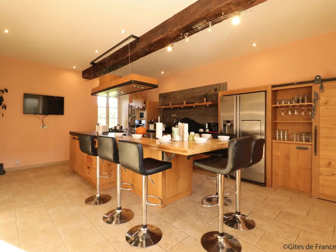 Maison de Vacances Le Pin-la-Garenne 4