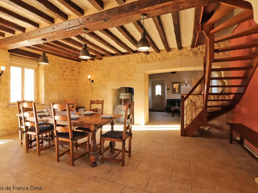 Maison de Vacances Le Pin-la-Garenne 4