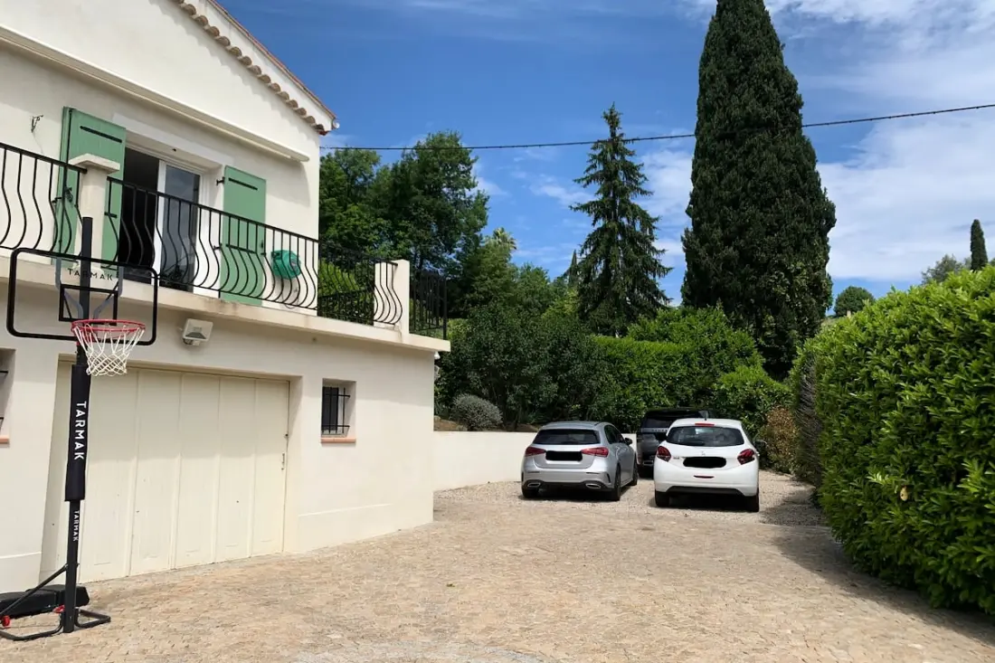 Belle Et Spacieuse Villa - Piscine - Jardin