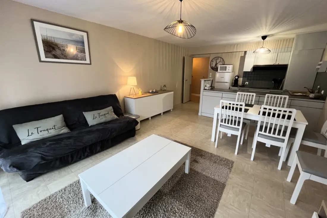 Résidence Agréable Appt 2 Chambres 6 Pers Avec Place De Parking Proche Centre Et Mer