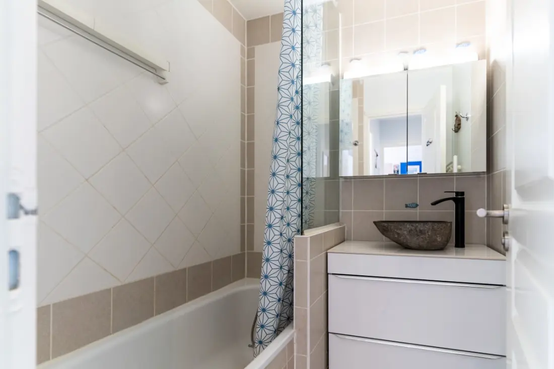 Résidence Appartement Pour 4 Pers Avec Piscine, Tennis Et  Parking Gratuit 56