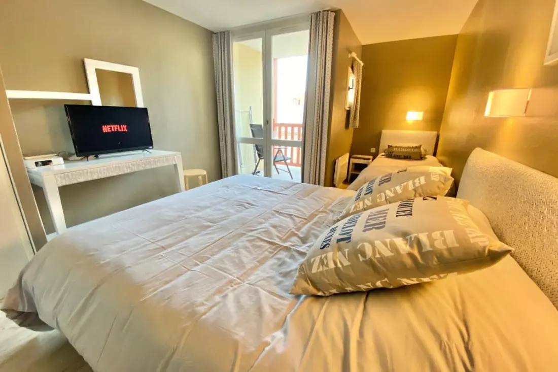 Résidence Charmant Appartement Pour 5 Pers Avec Piscine, Parking Et Tennis