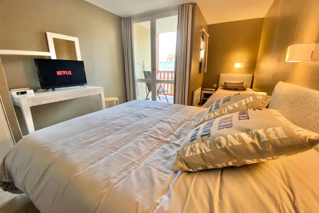 Résidence Charmant Appartement Pour 5 Pers Avec Piscine, Parking Et Tennis