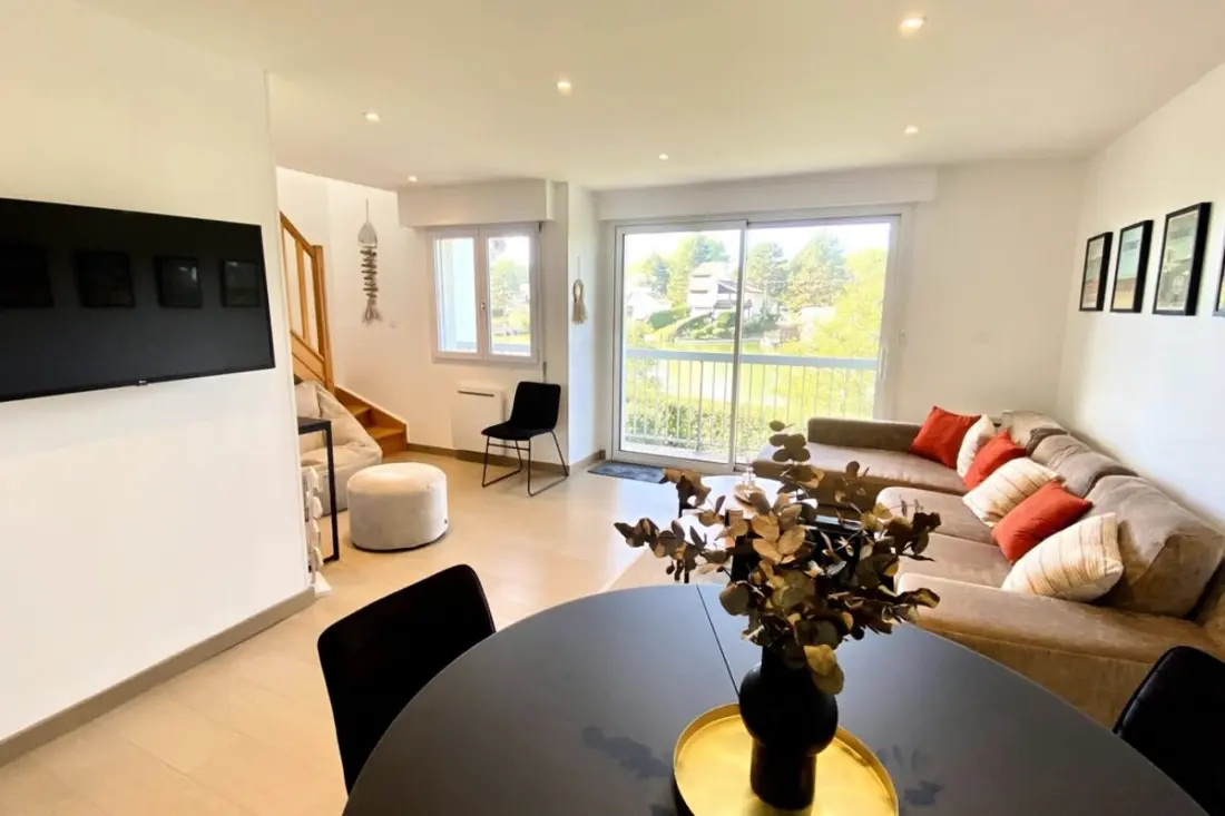 Résidence Séjour Détente Avec Vue Sur L’eau. Appt Pour 6 Pers Lumineux Et Confortable