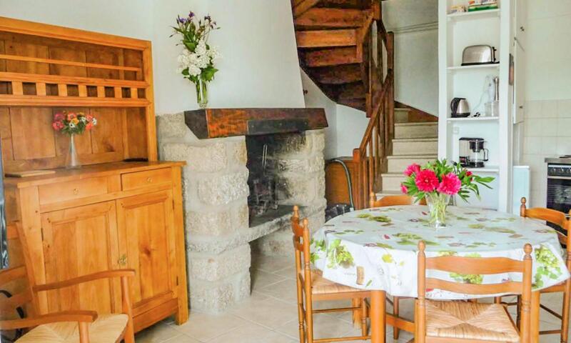 Gîte de France Le gîte aubrac, 4 personnes au bacon 2 épis - - Les Monts Verts - 2