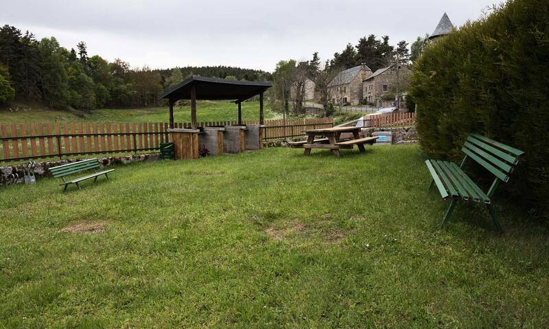 Gîte de France Le gîte margeride, 5 personnes au bacon 2 épis - - Les Monts Verts - 17