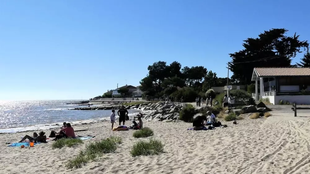 Camping Les Brillas 3 étoiles★★★