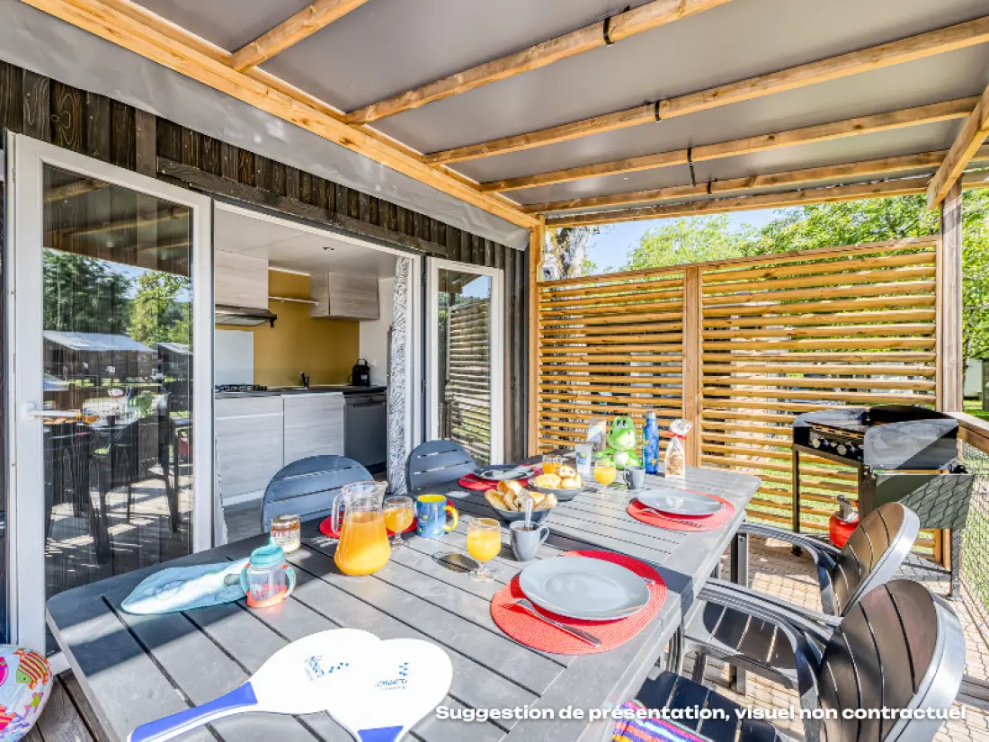 Flower Camping Mas de Champel 4 étoiles★★★★