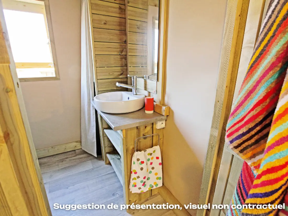 Flower Camping Mas de Champel 4 étoiles★★★★