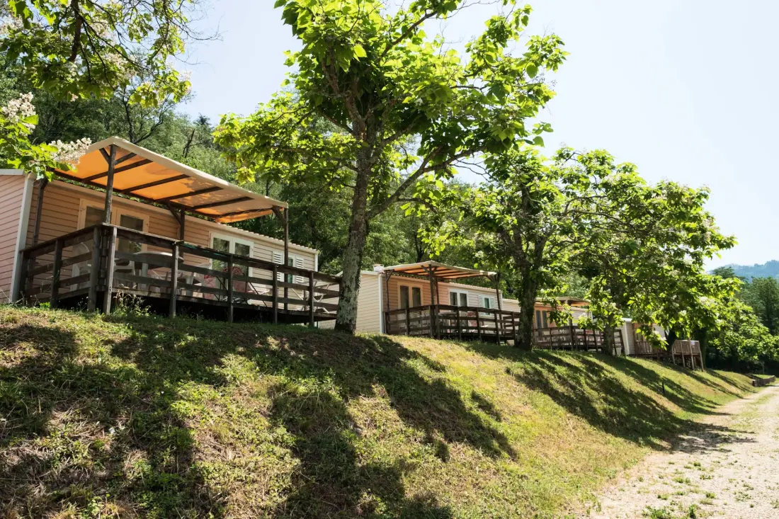 Flower Camping Mas de Champel 4 étoiles★★★★