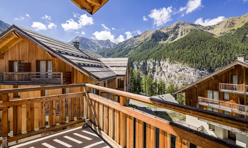 Residence L'Ecrin des Orres Confort 4*, Les Orres, Alpes ...