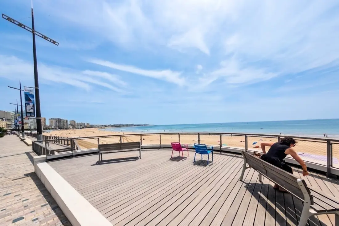 A 50 M De La Grande Plage Des Sables D'olonne