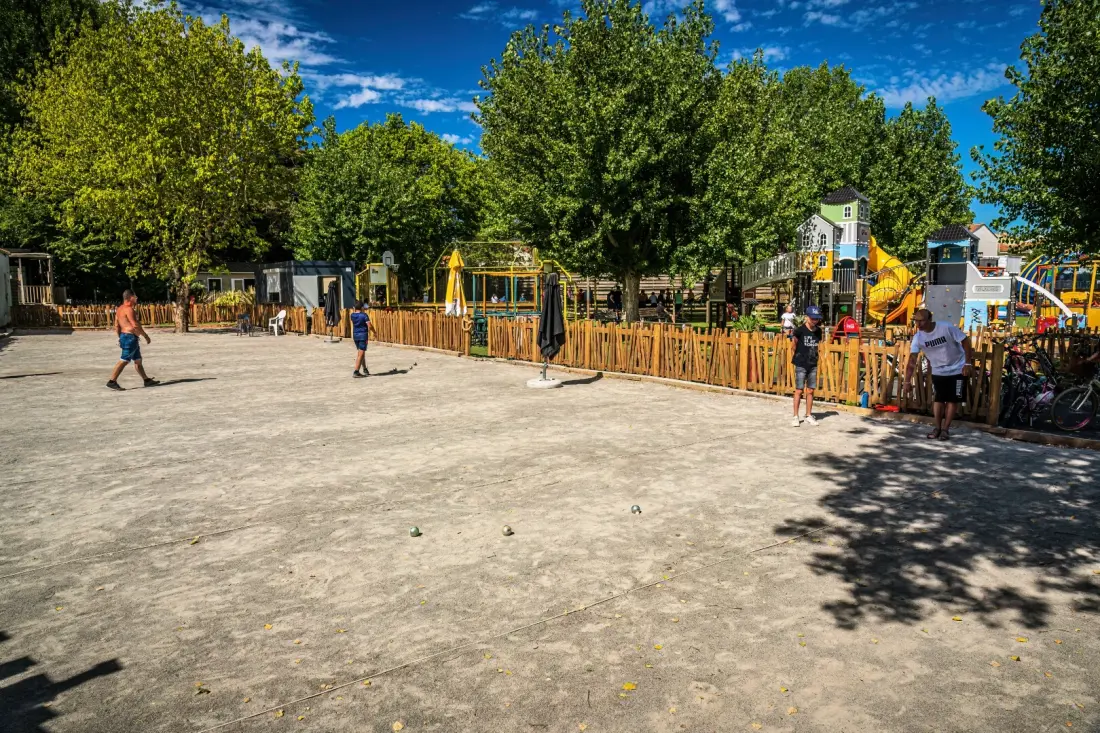 Camping Les Pirons 5 étoiles★★★★★