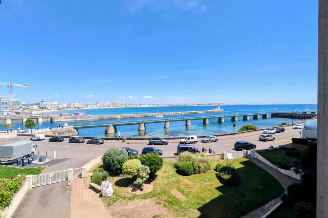 Superbe Vue Sur Le Chenal Des Sables D'olonne
