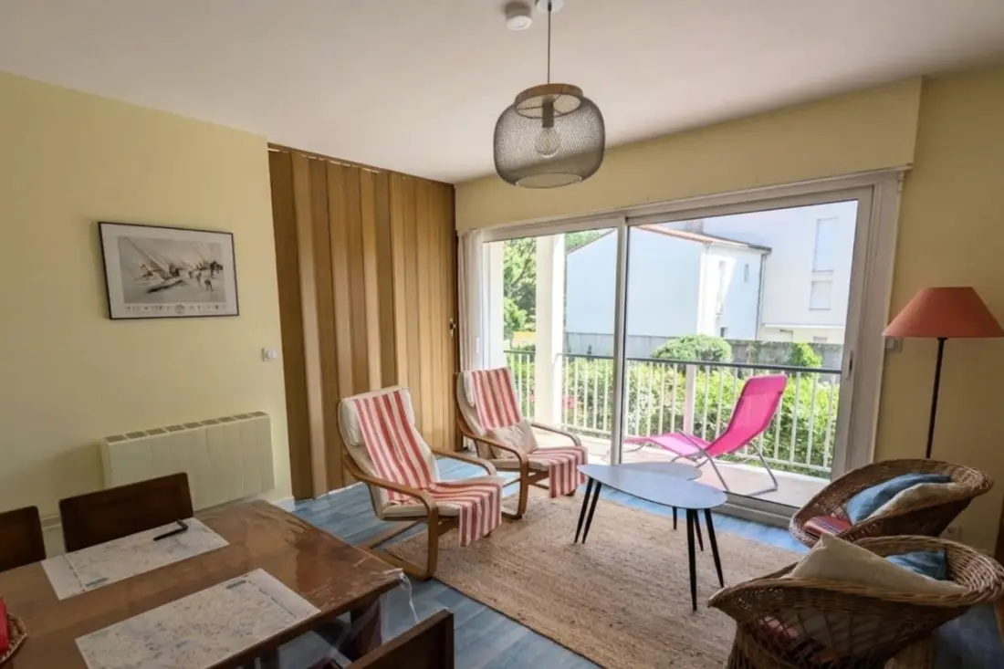 Appartement Douillet Et Facile D'accès (parking)