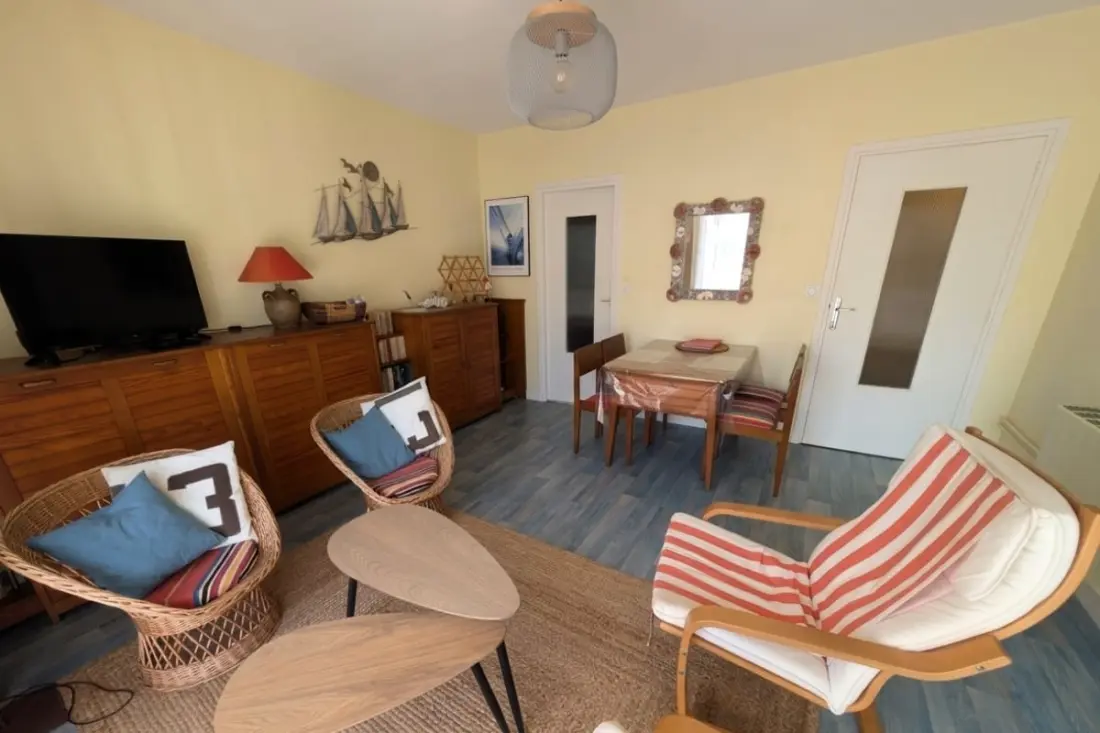 Appartement Douillet Et Facile D'accès (parking)