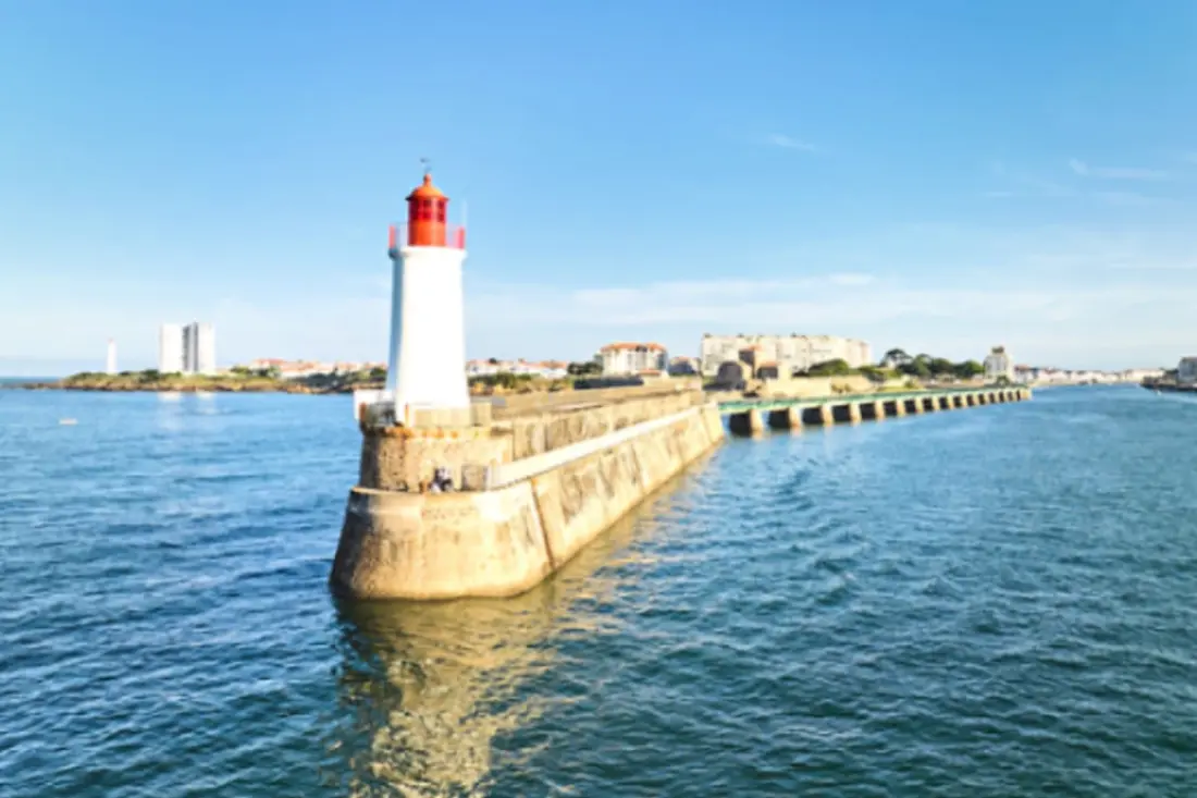 Vue Imprenable Sur Le Chenal Des Sables D'olonne
