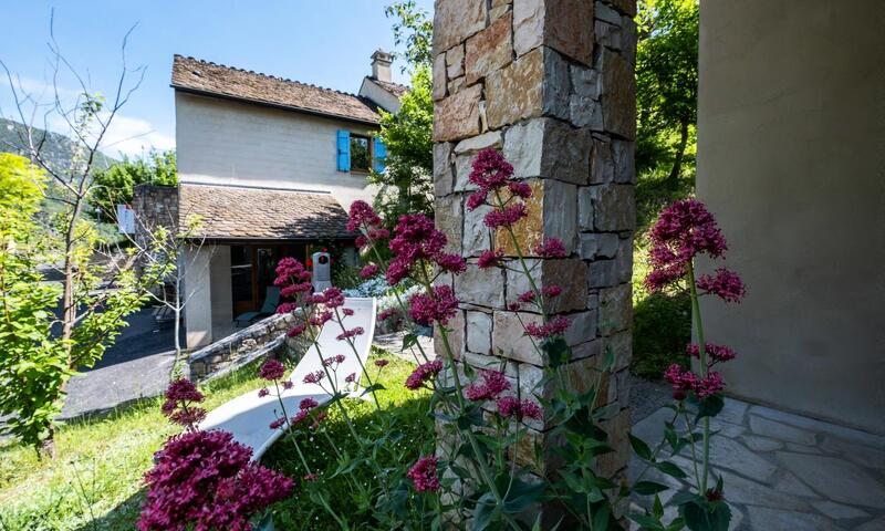 Gîte de France Logement 4/6 personnes - village de gites des vignes 2 épis - - Les vignes - 19