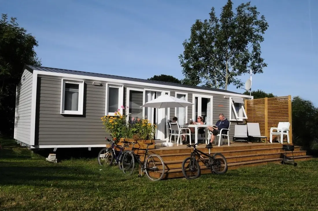 Flower Camping La Grande Plage 3 étoiles★★★