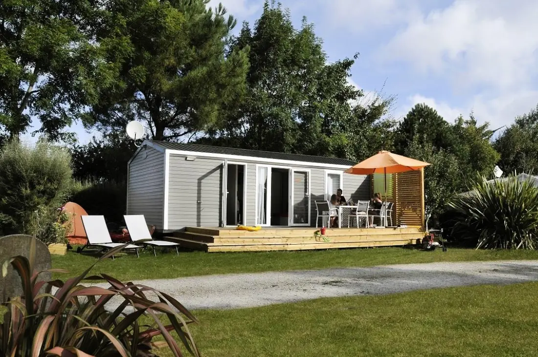 Flower Camping La Grande Plage 3 étoiles★★★