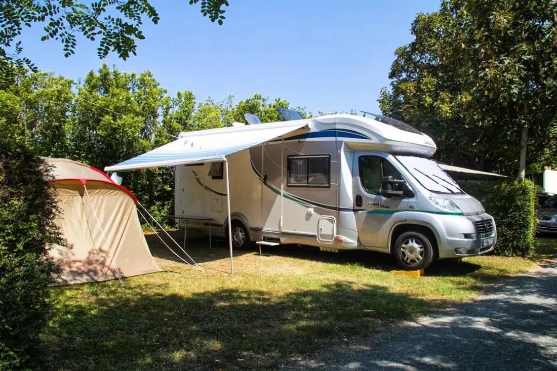 Ushuaïa Villages - Camping les Poutiroux 4 étoiles★★★★