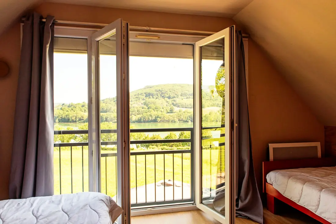 Flower Camping du Lac du Causse 3 étoiles★★★