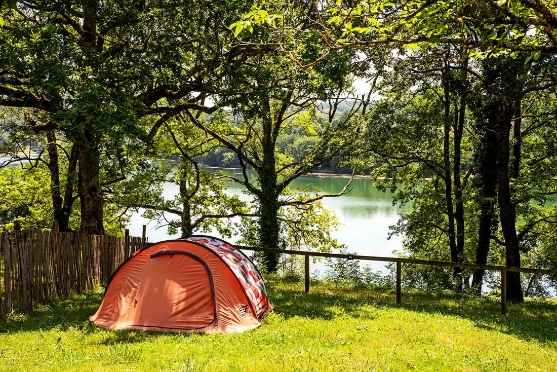 Flower Camping du Lac du Causse 3 étoiles★★★